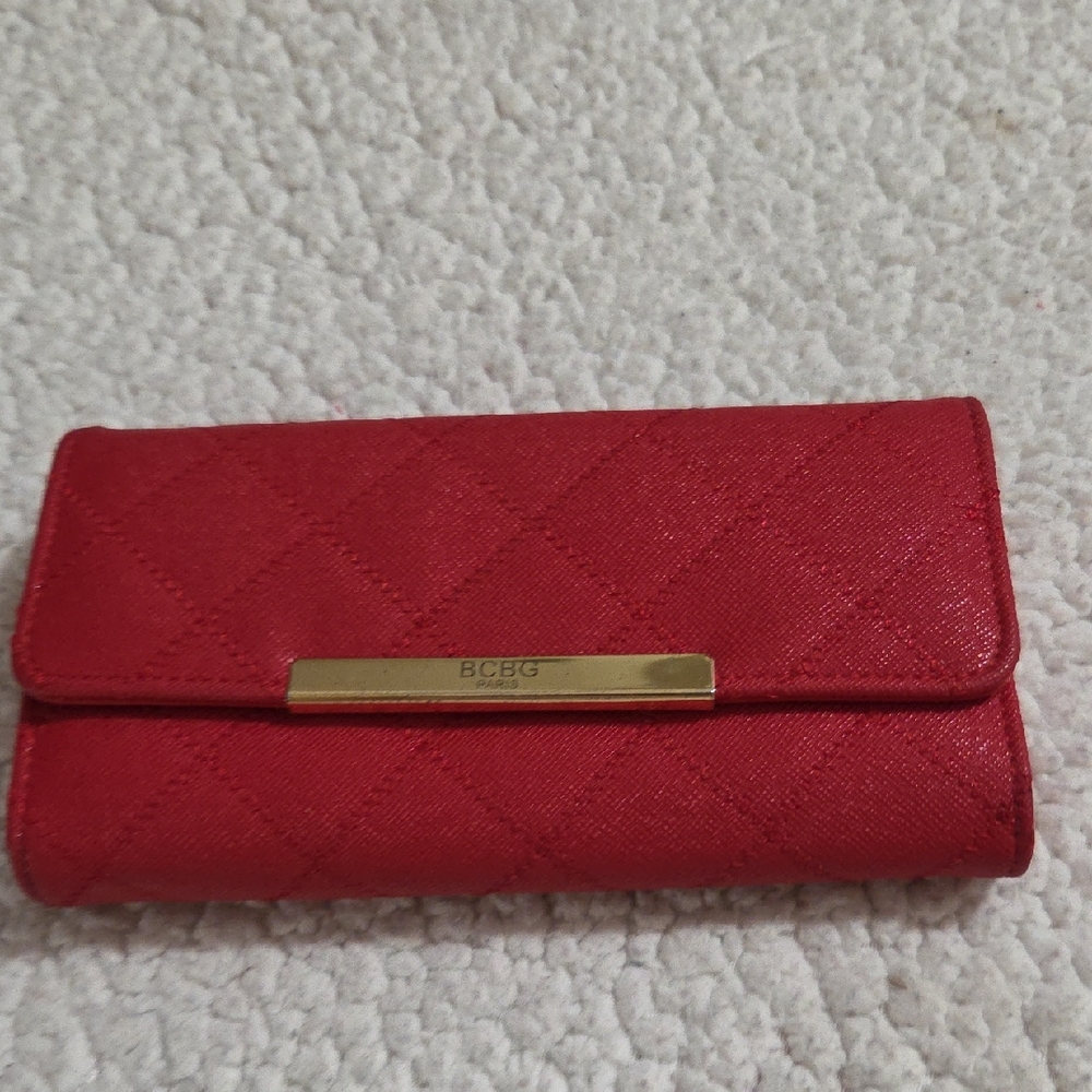 BCBG PARIS WALLET